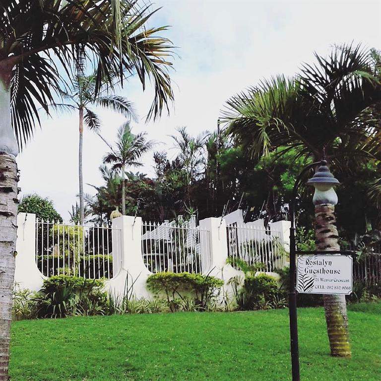 Rostalyn Guesthouse Umhlanga Rocks Exteriör bild